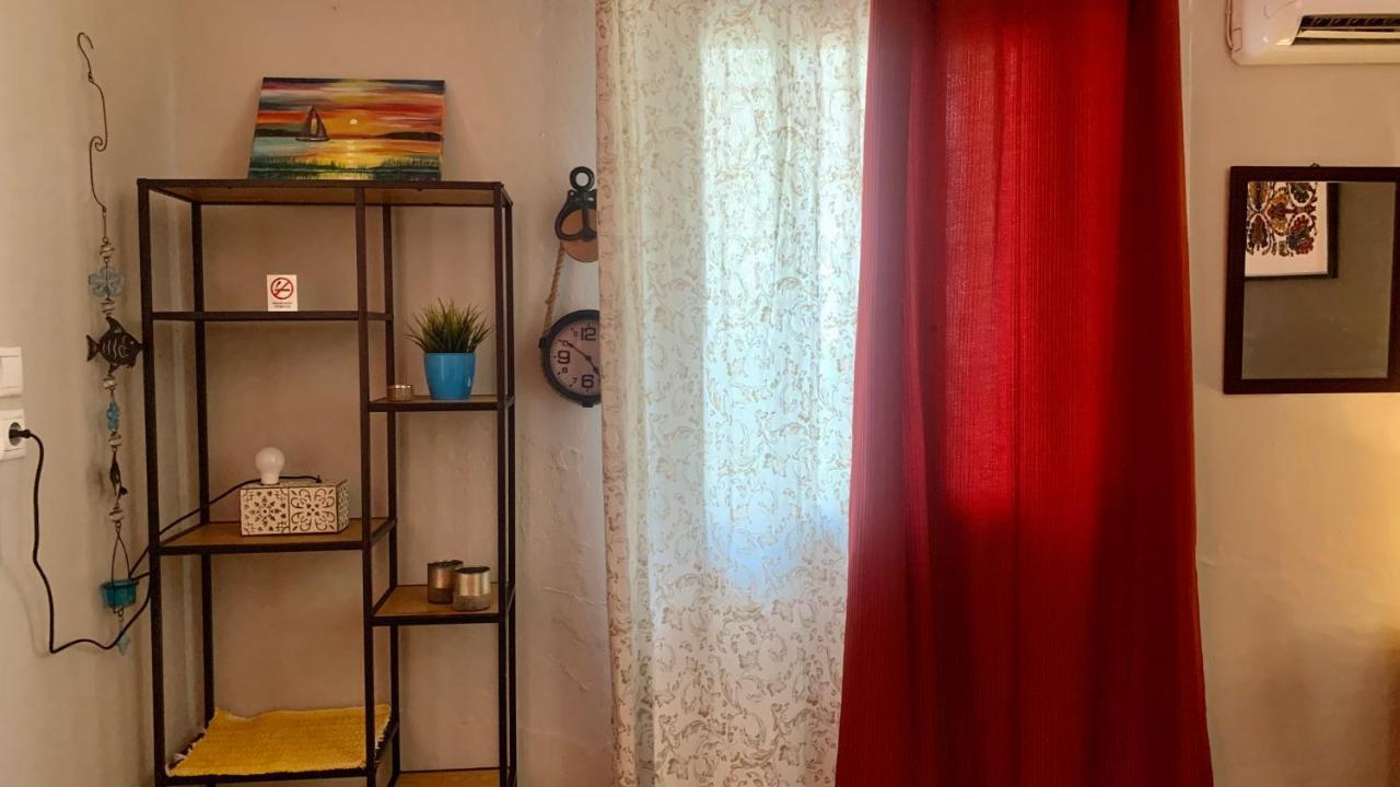 Mama Apt & Parking Лариса Экстерьер фото